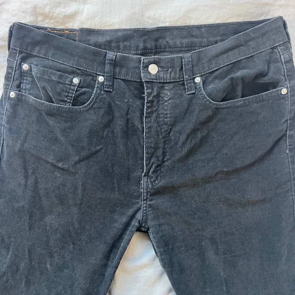 LEVI'S 502 Corduroy Pants Mens Size 36x29 Taper Fit‎ Dark Wash Cotton Blend